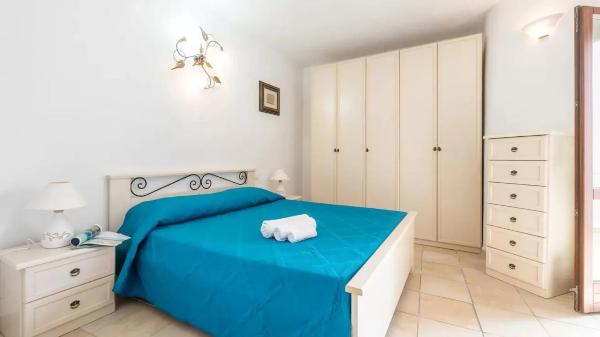 Delightful Three Room Flat With Patio Near Budoni Tanaunella Ιταλία